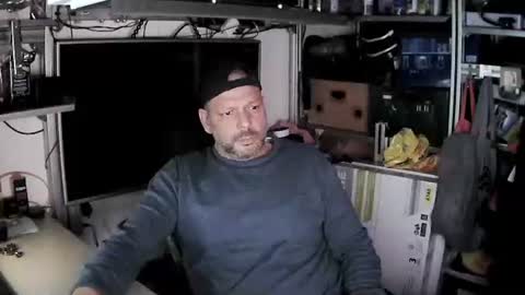 Kosta online show from 02-25-25, 07:14