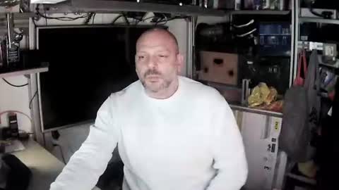 Kosta online show from 02-26-25, 05:50