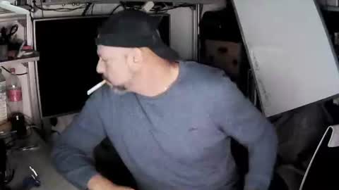 Kosta online show from 09-28-25, 02:33