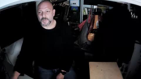 Kosta online show from 11-25-25, 07:25