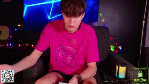 Danny online show from 01-06-25, 01:41