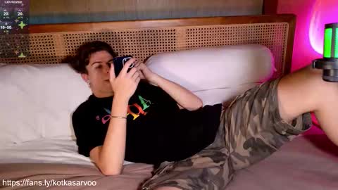 Danny online show from 09-19-25, 11:33