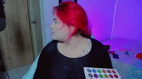 Khloe online show from 01-09-25, 02:11