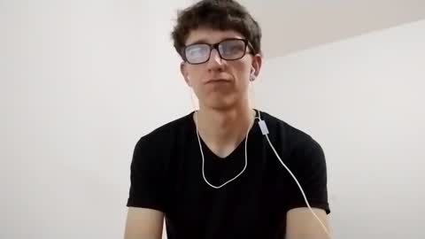 Snapshot of kpo10 chatting on 01-06-25, 06:10 Facu online show from 01-06-25, 06:10