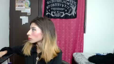 Snapshot of kratos_and_afrodita chatting on 02-08-26, 09:07 kratos_and_afrodita online show from 02-08-26, 09:07