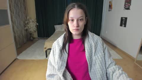 krisdoeil online show from 02-10-26, 02:04