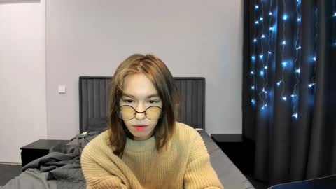 krisfemboy online show from 01-08-26, 02:19