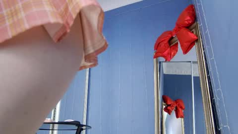 Snapshot of kriskras__ chatting on 02-09-26, 05:55 kriskras__ online show from 02-09-26, 05:55