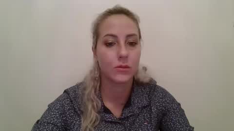 Snapshot of kriss_grace chatting on 10-07-25, 06:27 Grace online show from 10-07-25, 06:27