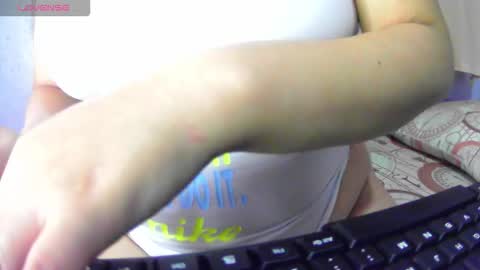 krissone online show from 10-09-25, 10:52