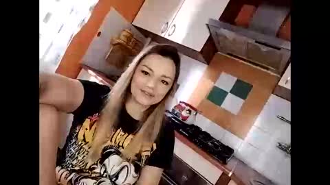 Snapshot of krisssexi chatting on 01-24-25, 07:30 KrissSexi online show from 01-24-25, 07:30