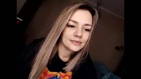 Snapshot of krisssexi chatting on 01-31-25, 10:42 KrissSexi online show from 01-31-25, 10:42