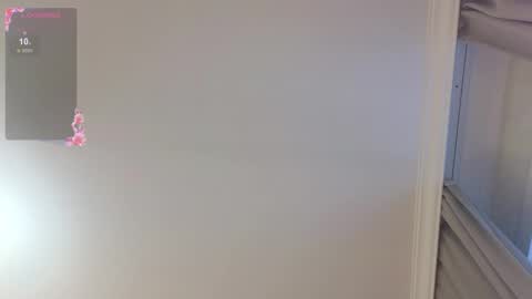 Snapshot of krissshow chatting on 12-03-25, 04:09 krissshow online show from 12-03-25, 04:09