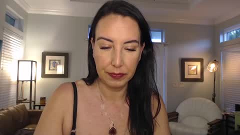 Krissy online show from 12-11-24, 12:02