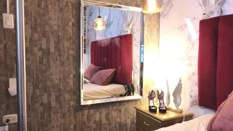 Krista Ritter online show from 09-25-25, 02:48