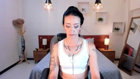 Sophia online show from 01-02-25, 07:18