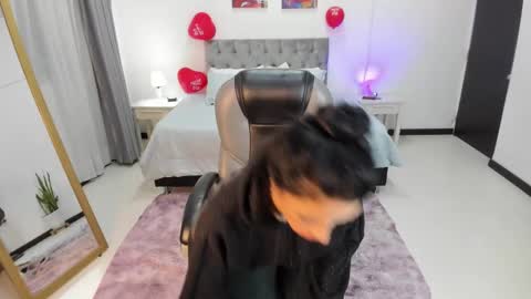 Sophia online show from 02-17-25, 11:53