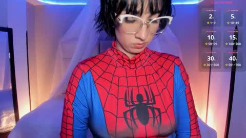 Kristen online show from 10-06-25, 07:33