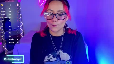 Snapshot of kristen_tay chatting on 11-18-25, 03:23 kristen_tay online show from 11-18-25, 03:23