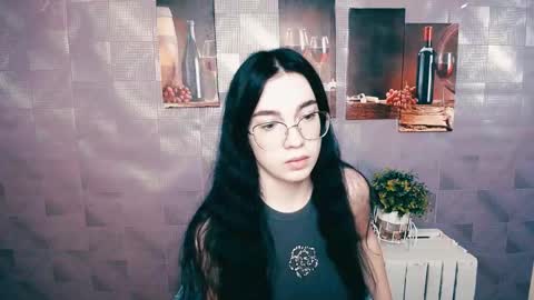 Kristen online show from 09-22-25, 08:16