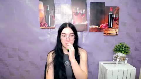 Kristen online show from 10-27-25, 12:42