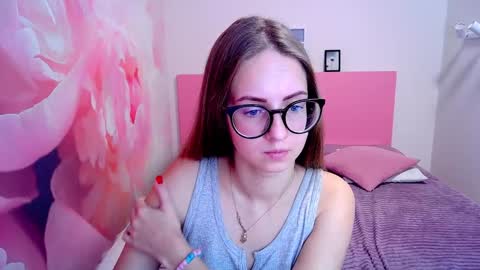 Kristina Adel online show from 12-18-24, 07:47