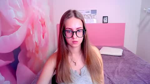 Kristina Adel online show from 12-19-24, 07:51