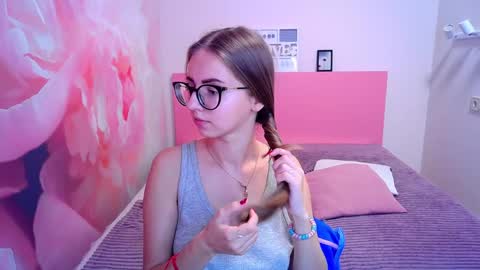 Kristina Adel online show from 01-10-25, 11:33