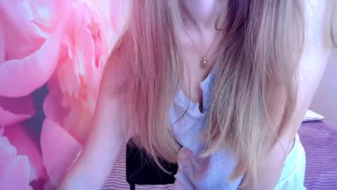 Kristina Adel online show from 01-13-25, 07:32