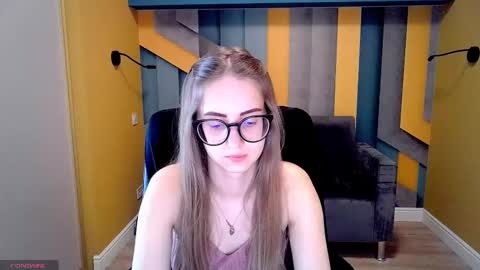 Kristina Adel online show from 03-08-25, 11:37