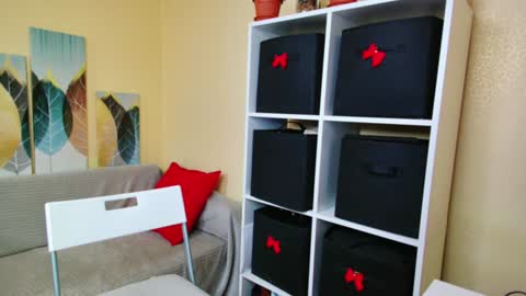 Christina online show from 01-20-25, 05:48