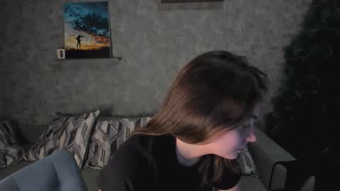 Kristina online show from 12-16-25, 04:23