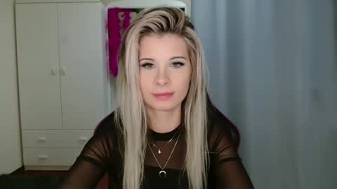 Snapshot of kristineamore chatting on 10-30-25, 07:25 KristineAmore online show from 10-30-25, 07:25