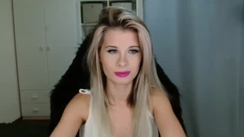 Snapshot of kristineamore chatting on 11-12-25, 03:23 KristineAmore online show from 11-12-25, 03:23