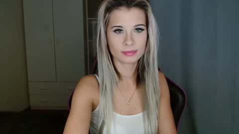 Snapshot of kristineamore chatting on 12-04-25, 05:43 KristineAmore online show from 12-04-25, 05:43