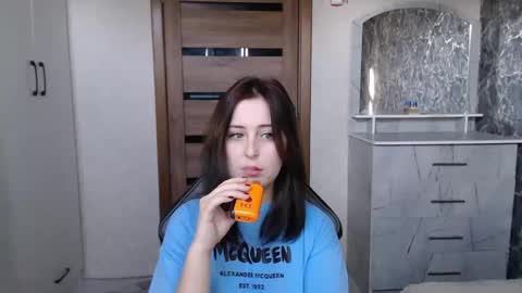 Kristy online show from 10-24-25, 10:11