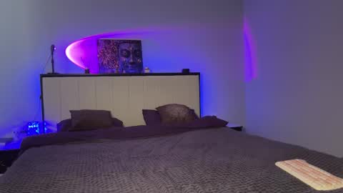 Kristi online show from 02-26-25, 09:42