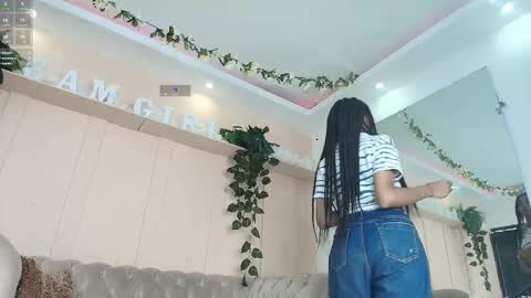Cristina online show from 09-21-25, 07:37