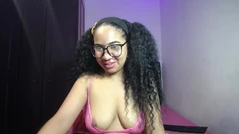 kristynsmith20 online show from 09-09-25, 10:31