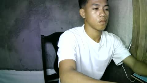 Snapshot of kritthanarkorn chatting on 10-02-25, 04:25 kritthanarkorn online show from 10-02-25, 04:25