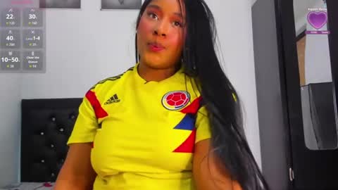 Snapshot of krixtybrown chatting on 06-23-26, 09:35 krixty online show from 06-23-26, 09:35