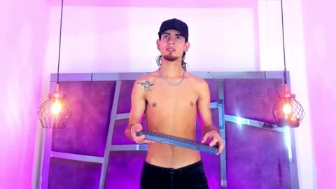 justym online show from 03-11-25, 04:32