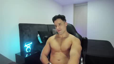 Snapshot of krops_ chatting on 10-05-25, 04:44 KROPS online show from 10-05-25, 04:44