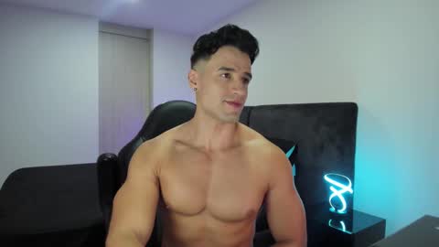 Snapshot of krops_ chatting on 10-10-25, 07:18 KROPS online show from 10-10-25, 07:18