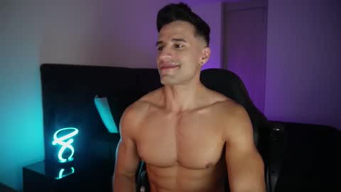 Snapshot of krops_ chatting on 12-21-25, 01:02 KROPS online show from 12-21-25, 01:02