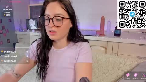 Snapshot of kruela_eva chatting on 02-04-25, 02:49 Kruela GTM3Tue Wed Thu Fri Sun 0400 am-1030pm online show from 02-04-25, 02:49