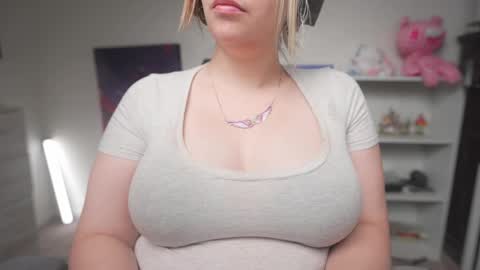 Krystal Syx online show from 10-02-25, 05:20