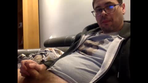 krzysztof1977 online show from 02-01-25, 09:51