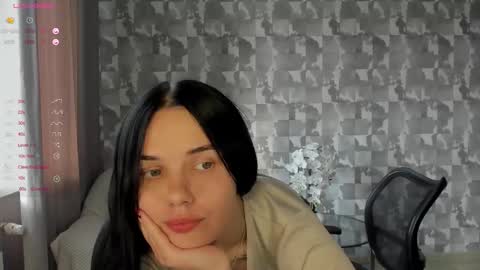 Ksenia online show from 10-14-25, 10:27