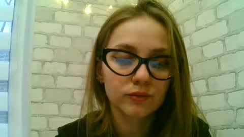 Snapshot of ksyu_nya chatting on 12-16-25, 07:24 ksyu_nya online show from 12-16-25, 07:24
